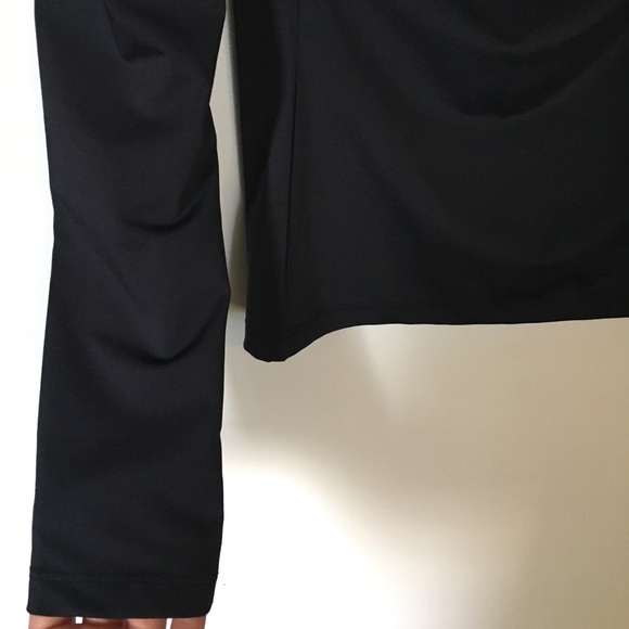 2/$12! H&M Off Shoulder Long Sleeve Top Black - Picture 3 of 14